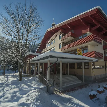 JUFA Hotel Altenmarkt-Zauchensee-2
